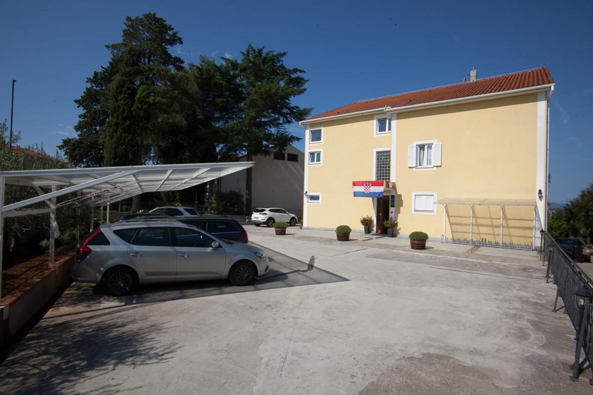 Frajona Apartments Malinska Exterior foto