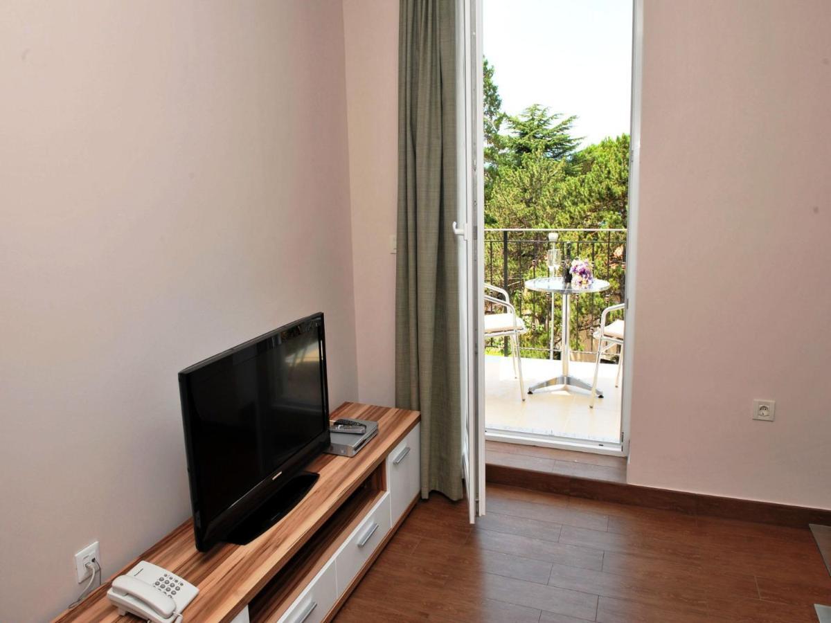 Frajona Apartments Malinska Quarto foto